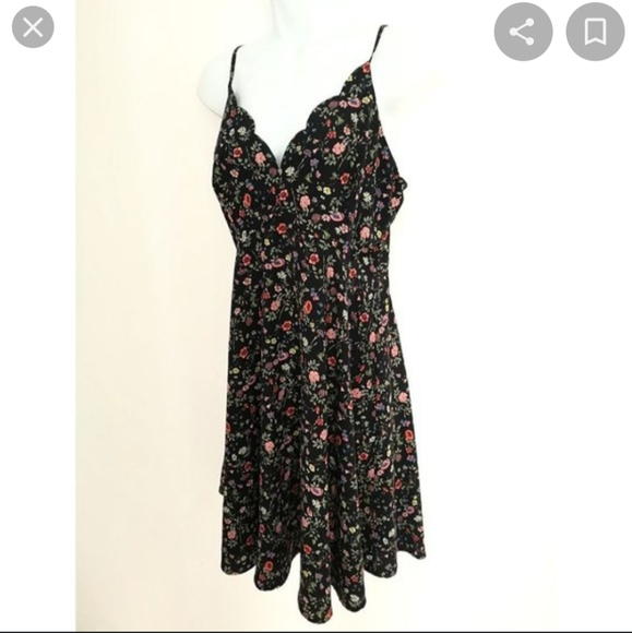 Maitai Black Floral Dress - Picture 3 of 3